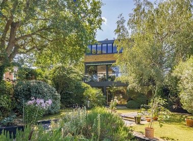 Fitzgerald Road, Thames Ditton, KT7