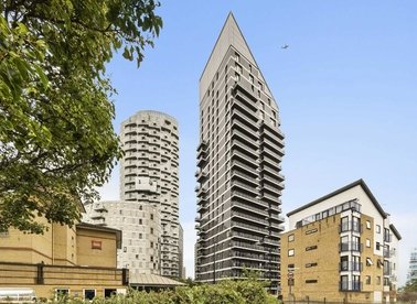 Province Square, London, E14
