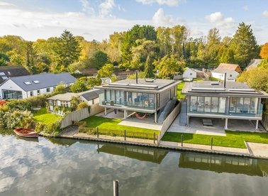 Riverside, Staines-Upon-Thames, TW18